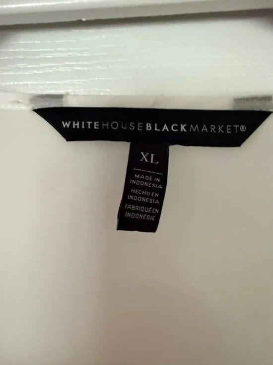 White House Black Market White Embroidered Swiss Dot Button-Front Blouse - Picture 5 of 7